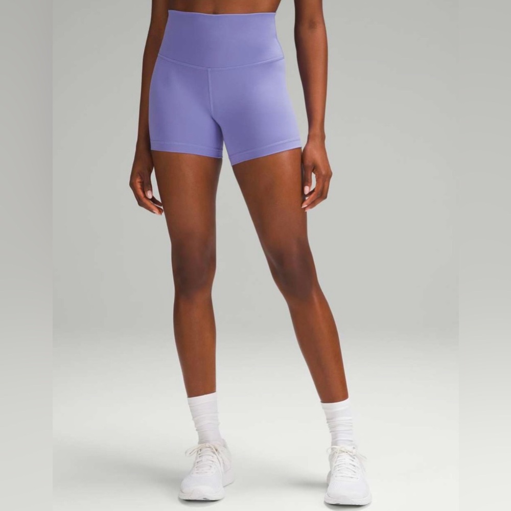 Lululemon Wunder Train High-Rise Short 4"
Dark Lavender